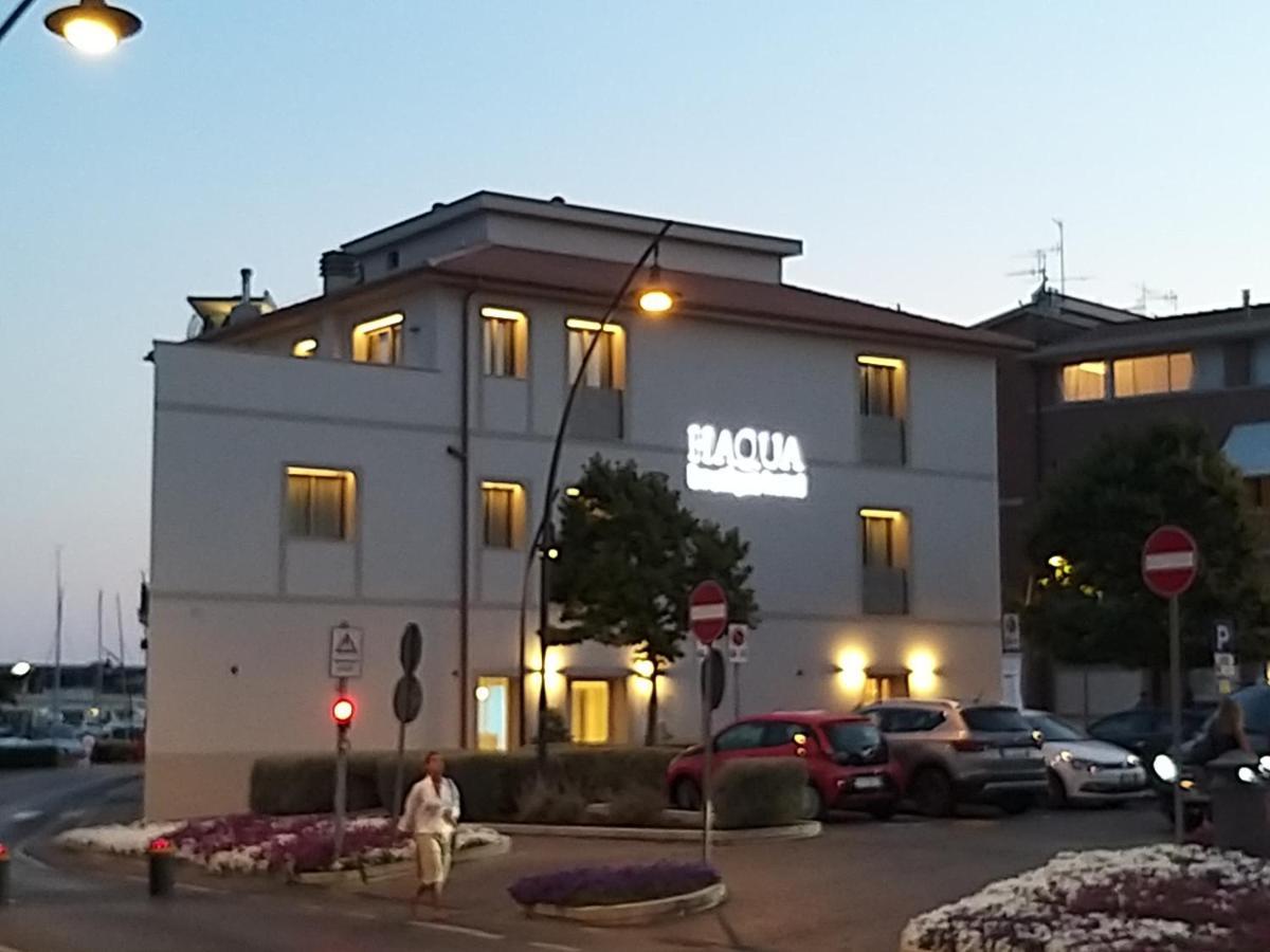 Aqua Boutique Hotel Кастильоне дела Пеская Екстериор снимка